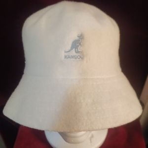 Unisex Kango 65% Wool Bucket Hat Size Small